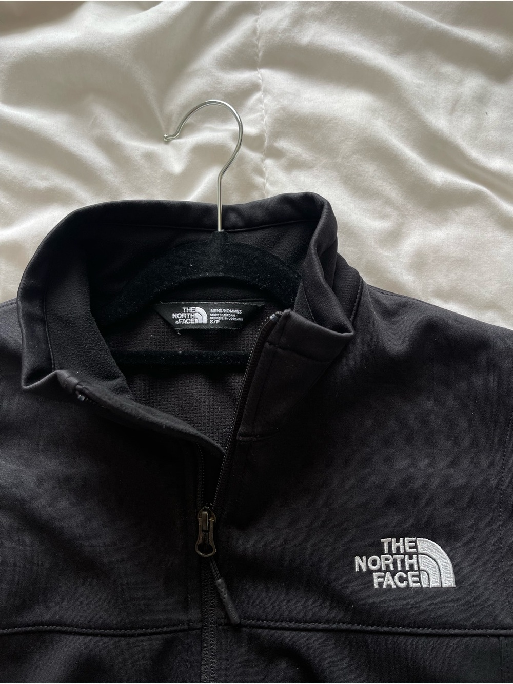 The North Face Black Slevless Vest - Picture 5 of 5